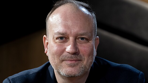 Hostem po�adu Industrial byl Luk� Tane�ek, pr�myslov� design�r, dvojn�sobn� dr�itel ceny Red Dot Design Awards, pro kop�ivnickou automobilku Tatra Trucks navrhl kabinu nov� �ady Force. (30. ledna 2026)