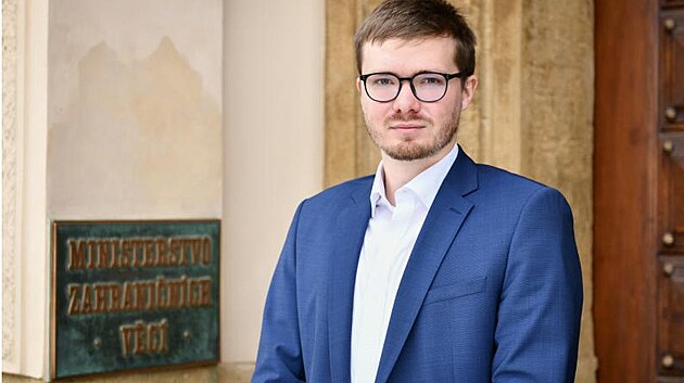 U Macinky skončil tiskový mluvčí