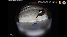 Vylamoval zámky od výdejních box�, policisté ho chytili p�ímo p�i kráde�i