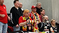 Basketbalistky Hradce Králové p�ijela do Ostravy podpo�it i skupina fanou�k�.