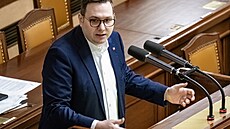 Poslanec Jan Lipavský hovo�í na sch�zi Poslanecké sn�movny, 30. ledna 2026,...