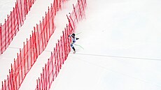 Norka Marte Monsenová b�hem sjezdu v Crans Montan�