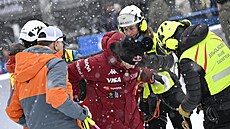 Ameri�anka Lindsey Vonnová byla po sjezdu v Crans Montan� transportována...