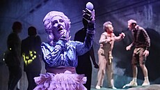 Ivana Wojtylová v inscenaci Hav� (premiéra v Divadle pod Palmovkou 6. února...