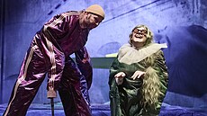 Jakub Albrecht a Teodor Dlugo� v inscenaci Hav� (premiéra v Divadle pod...