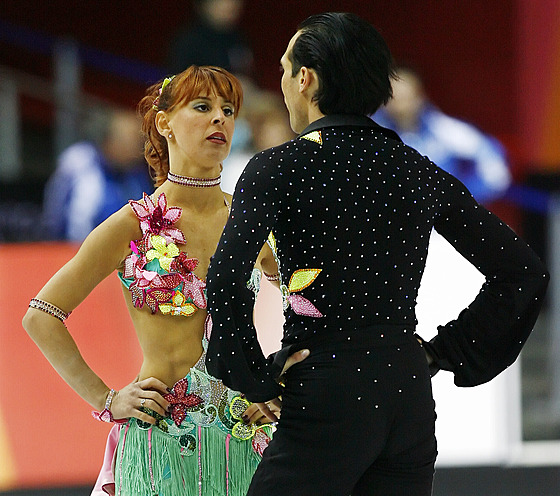 Barbara Fusarová-Poliová v�nuje Mauriziu Margagliovi jeden z nejledov�j�ích...