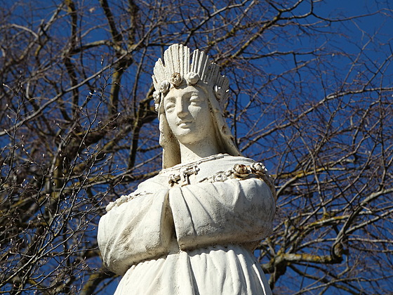 Socha Panny Marie z La Salette