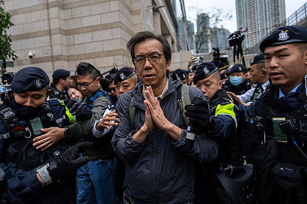 Mediální magnát v Hongkongu dostal dvacet let, Londýn protestuje