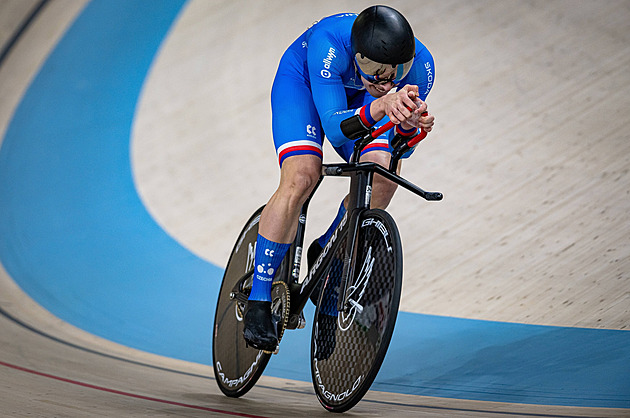 Úspěšná obhajoba bronzu na ME. Dráhaři Peterkovi vyšel kilometr s pevným startem