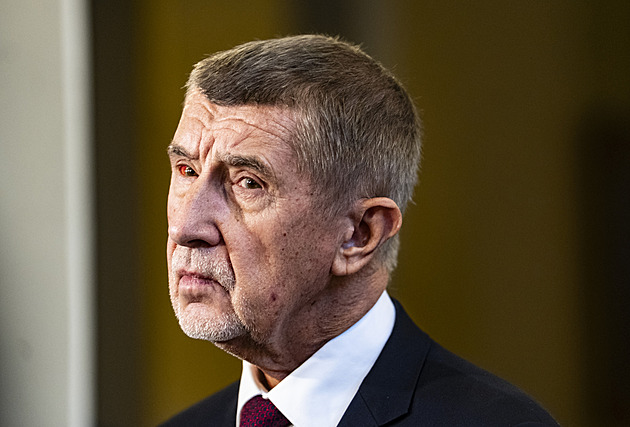 Pokusy o korupci byly, kritika muniční iniciativy je ale neoprávněná, řekl Pavel