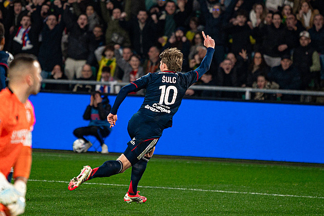 Desátý ligový a rovnou vítězný. Šulc se ve Francii znovu trefil, Lyon už je třetí