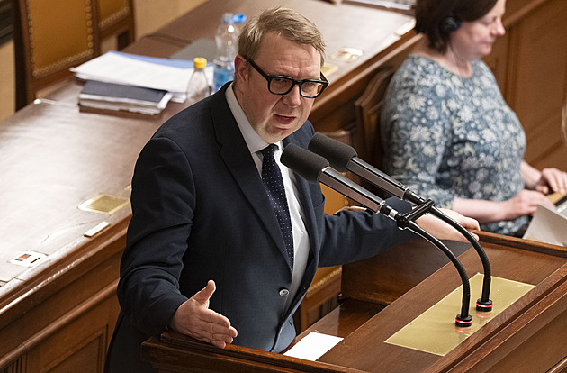 Poslanci snížili sociální odvody pro OSVČ. Ke koalici se přidala i ODS Poslanci snížili sociální odvody pro OSVČ. Ke koalici se přidala i ODS