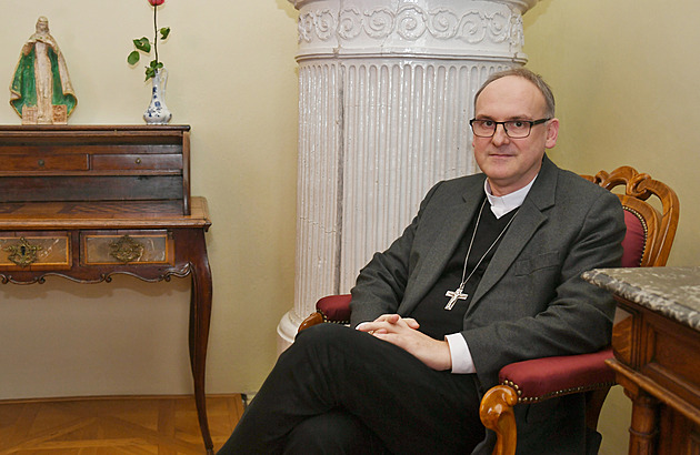 Prezident se setkal s novým pražským arcibiskupem. Vytyčili si společný úkol