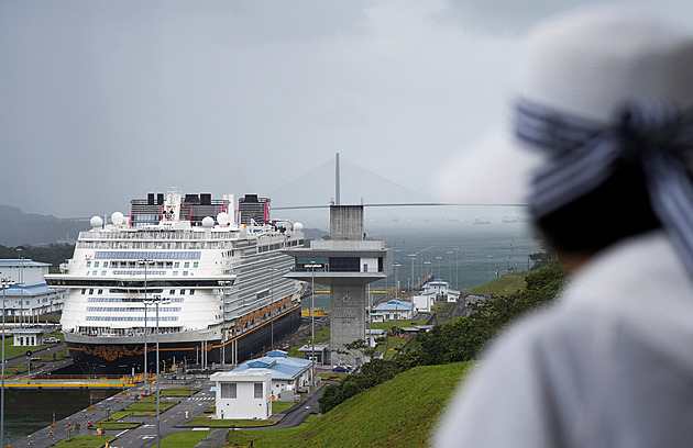 Jako první Disney. Panamským kanálem proplula dosud největší osobní loď