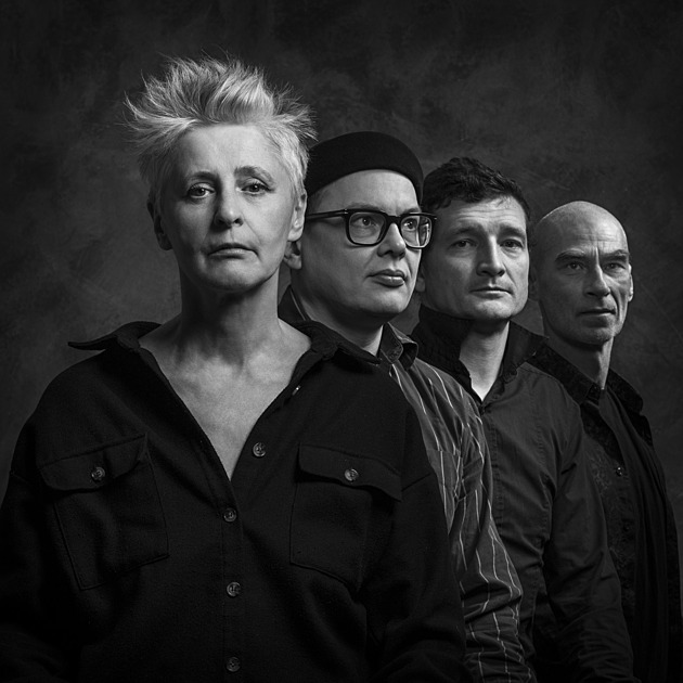 Bolest i touha, nebe je rudý. Načeva znovu vydává své přelomové album na vinylu