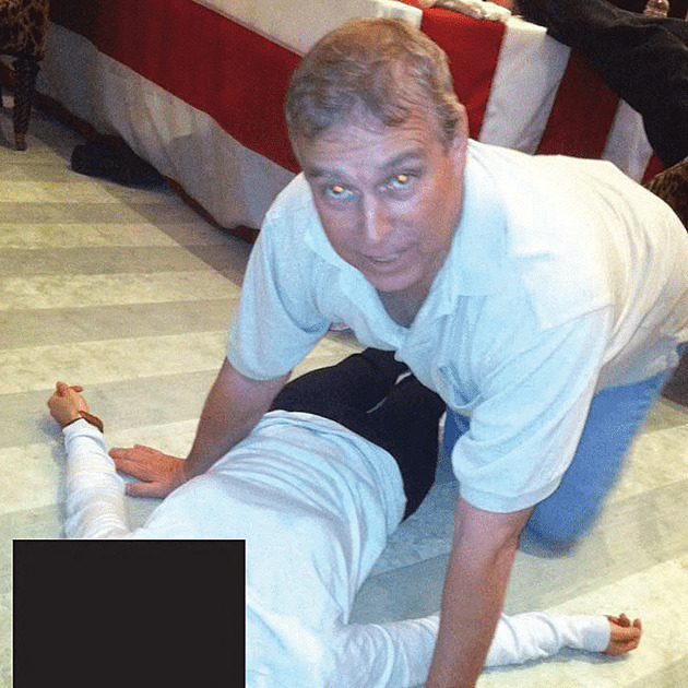 Britská policie zadržela bývalého prince Andrewa v souvislosti s kauzou Epstein