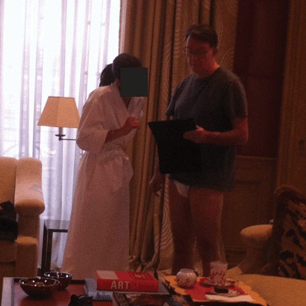 Šéf kabinetu britského premiéra Starmera kvůli kauze Epstein položil funkci