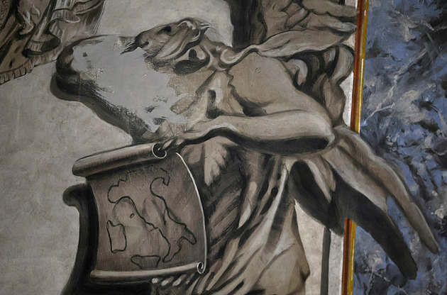 Andělskou tvář Meloniové zamazali barvou. Církev zasáhla v římské bazilice