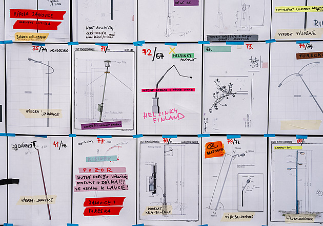 Park lamp i chlapec s těžkou hlavou. Obě strany Dvoreckého mostu budou mít své lákadlo