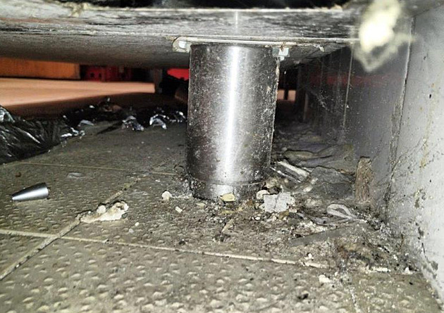 Tady byste jíst nechtěli. Potravinářské inspektory překvapila špína i živý hmyz