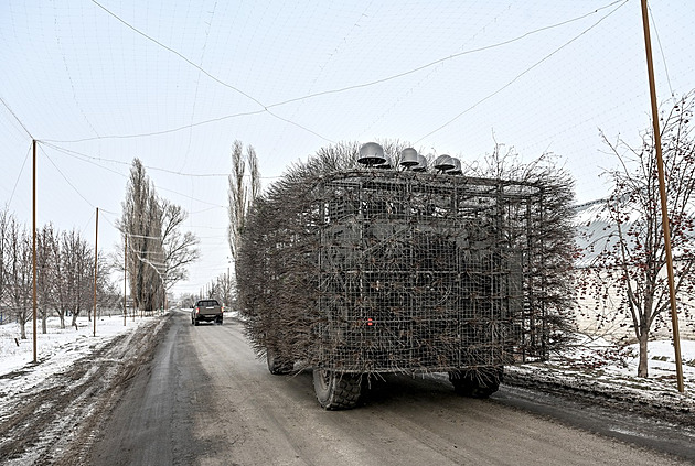 Pomoc s odérem rybiny. Sítě z Evropy chrání Ukrajince před ruskými drony