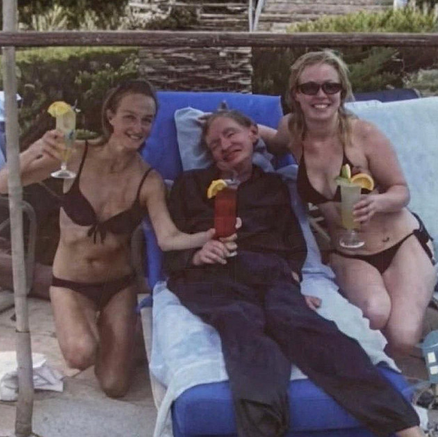 Fyzik Hawking v intimním vztahu s dívkou? Spisy o Epsteinovi přinesly další jméno