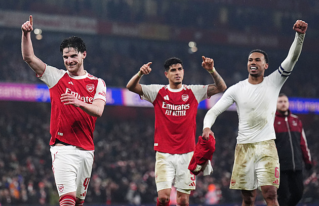 ONLINE: Lídr Premier League uzavírá vložené kolo. Arsenal hraje na Brentfordu