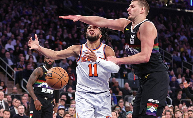 Ve stínu hvězdných přesunů zářil trojkař Trey, Brunson s Jokičem i celý Cleveland