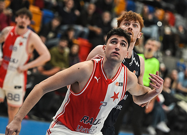 Střelecký večer přinesl výhru Pardubicím i Slavii. Mistři se zaskvěli z dálky