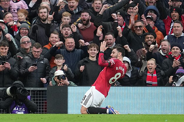 Británii kolonizovali imigranti, prohlásil boss United. Schytal to ze všech stran