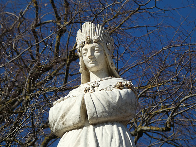 Tajemství slzící Madony z Alp: Zjevení v La Salette předpovědělo zkázu i naději