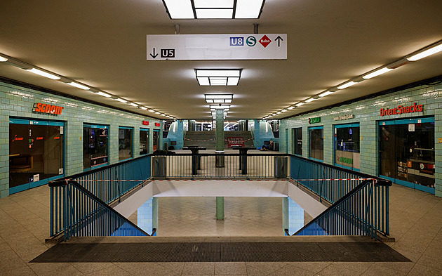 OBRAZEM: Autobus ani tramvaj dnes nečekejte. Německo ochromila stávka v dopravě