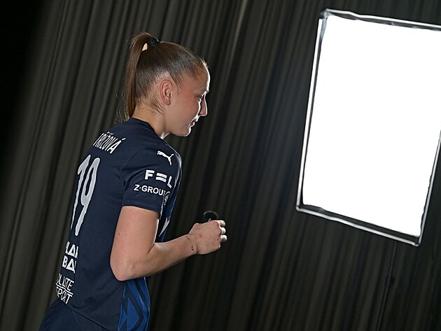 Kadınlar Futbol Ligi geliyor. Şampiyonluğa en yakın olan Sparta