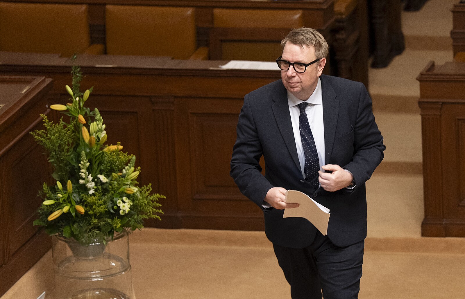 Poslanci budou schvalovat odklad vyplácení nové superdávky o čtvrt roku