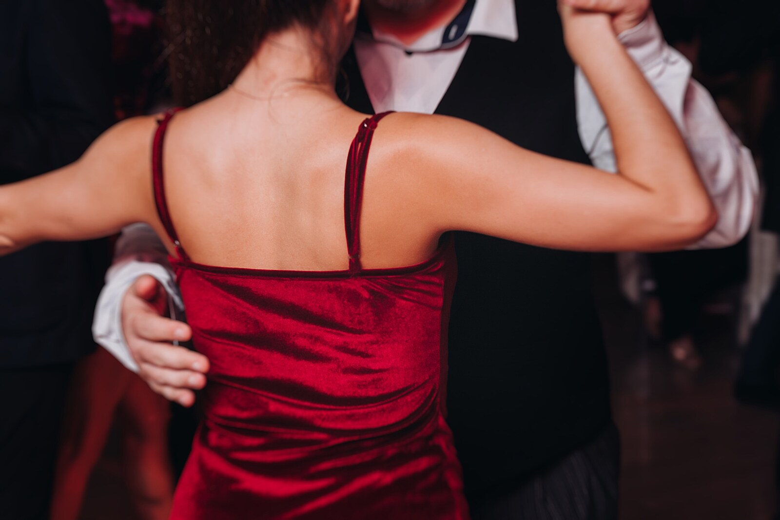 Když kdekdo tančí. Zdraví je drahé a profesionálové na parketu roztančí i dřevo