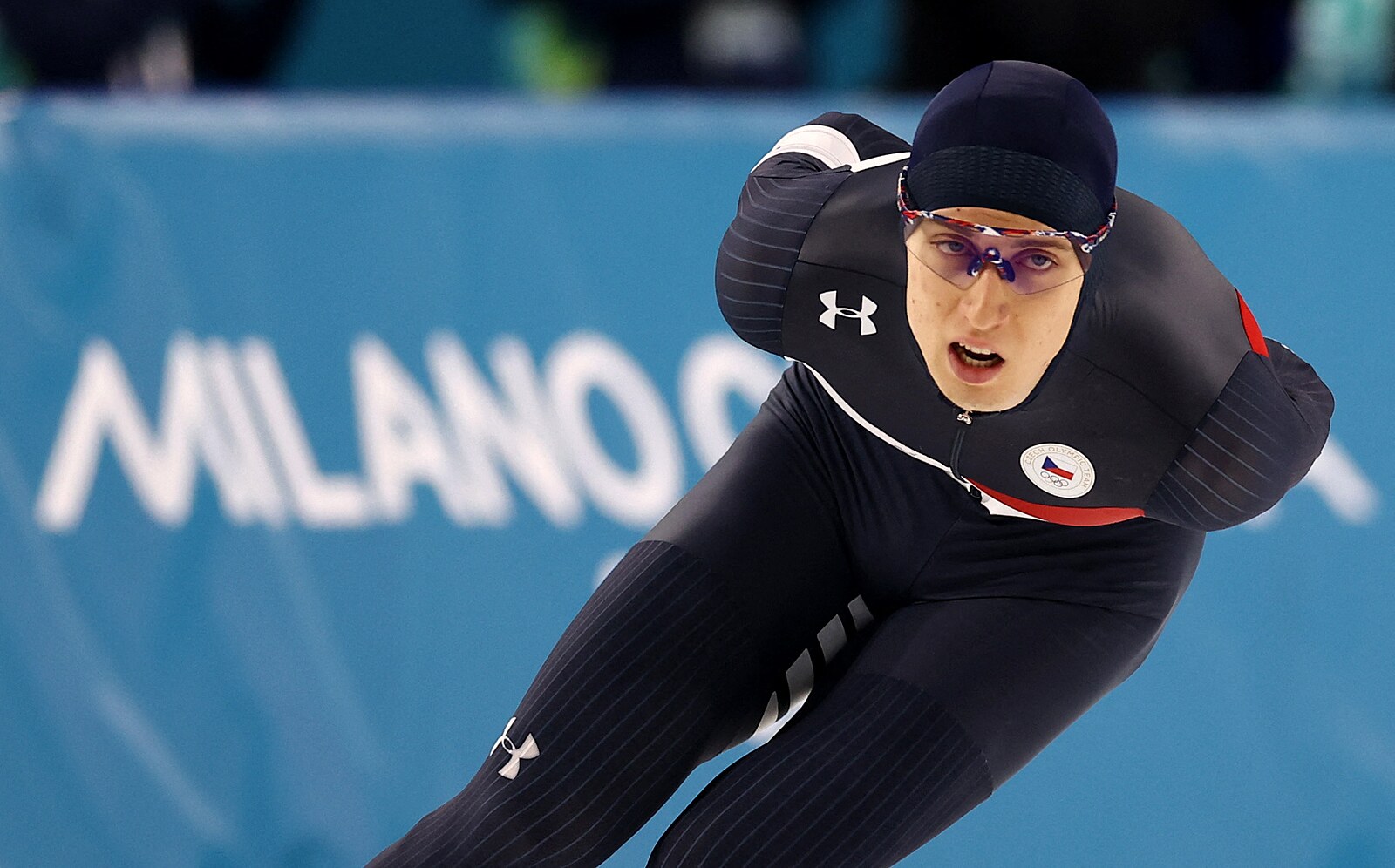 Rychlobruslení na ZOH 2026 ONLINE: Jílek jede na desítce o další medaili