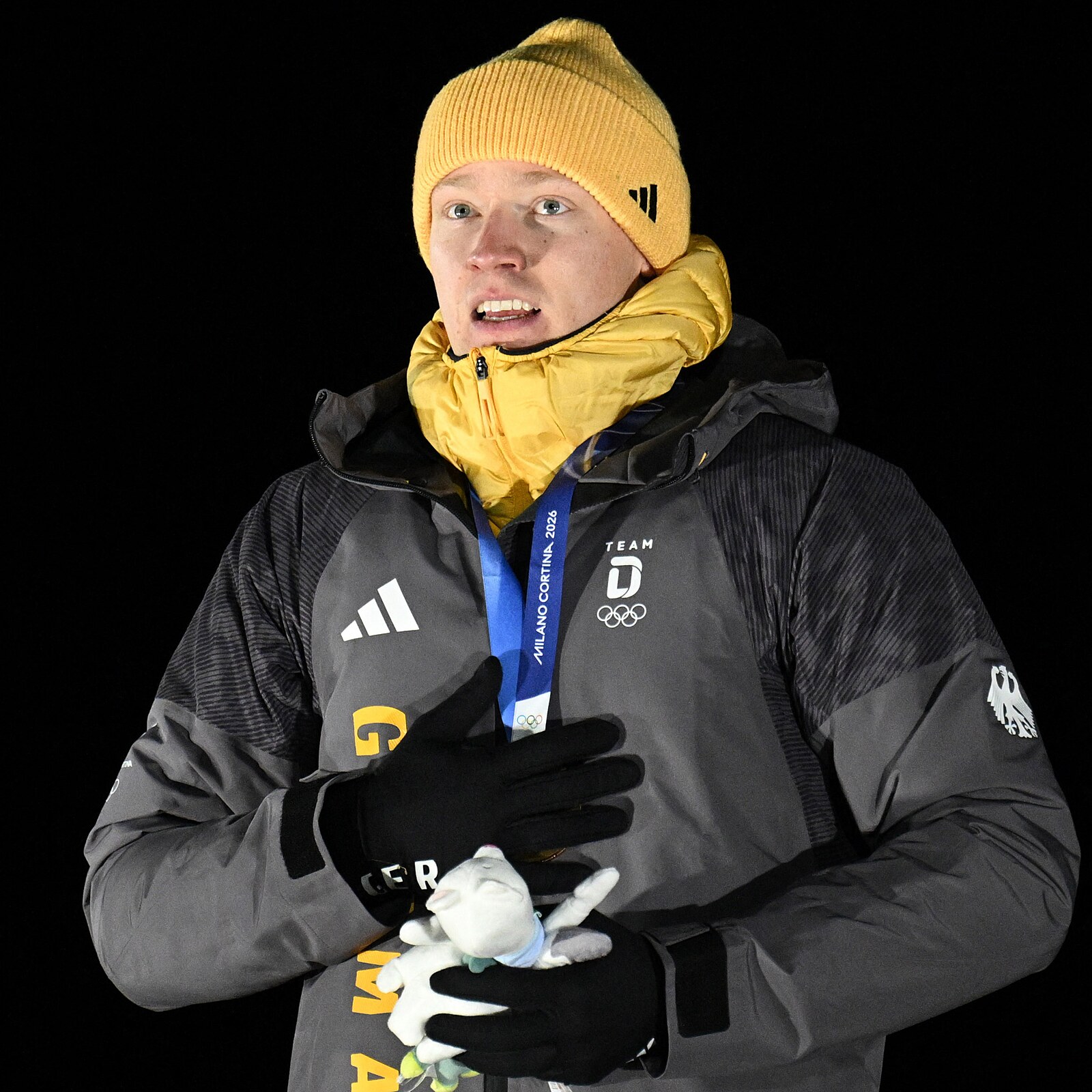 Hovor jsem prostě vytípl. Německý sáňkař po zlatě odmítl telefonovat s kancléřem