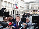 Tisková konference Andreje Babi�e v Itálii. Tam nav�tívil italskou premiérku...