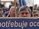 Stovky odborá�� se se�ly v Ostrav� na mítinku na podporu evropského pr�myslu....