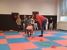 Kate�ina Semanov� dok�zala zabavit nejmen�� �kol�ky v mal� t�locvi�n�.