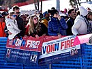 Ameri�tí fanou�ci jako by nemohli uv��it, �e Lindsey Vonnová olympijský sjezd...