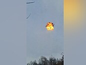 Ukrajinci ukázali, jak jejich F-16 sest�elují �ahídy