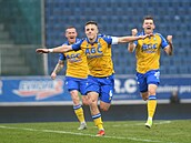 Teplický Michal Bílek slaví gól proti Karviné.