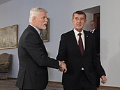 Premiér Andrej Babi� (ANO) dorazil na sch�zku s prezidentem Petrem Pavlem na...