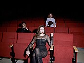 Debutové album kapely Teige vy�lo 14. listopadu a má název Kv�tiny nonstop.