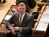 Mimo�ádná sch�ze Poslanecké sn�movny k vyslovení ned�v�ry vlád�. Na snímku...