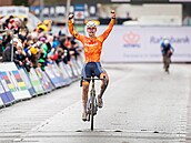 Delano Heeren vít�zí v závod� junior� na mistrovství sv�ta v cyklokrosu.