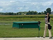 Natalie Rupnowová, patnáctiletá st�elkyn� v k�es�anské �kole ve Wisconsinu, se...