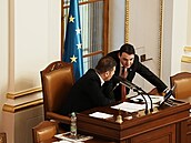 Ministr zahrani�í a �éf Motorist� Petr Macinka dorazil do Sn�movny na jednání o...