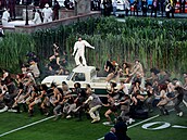 P�estávkový program finále americké ligy NFL 2026. (9. února 2026)